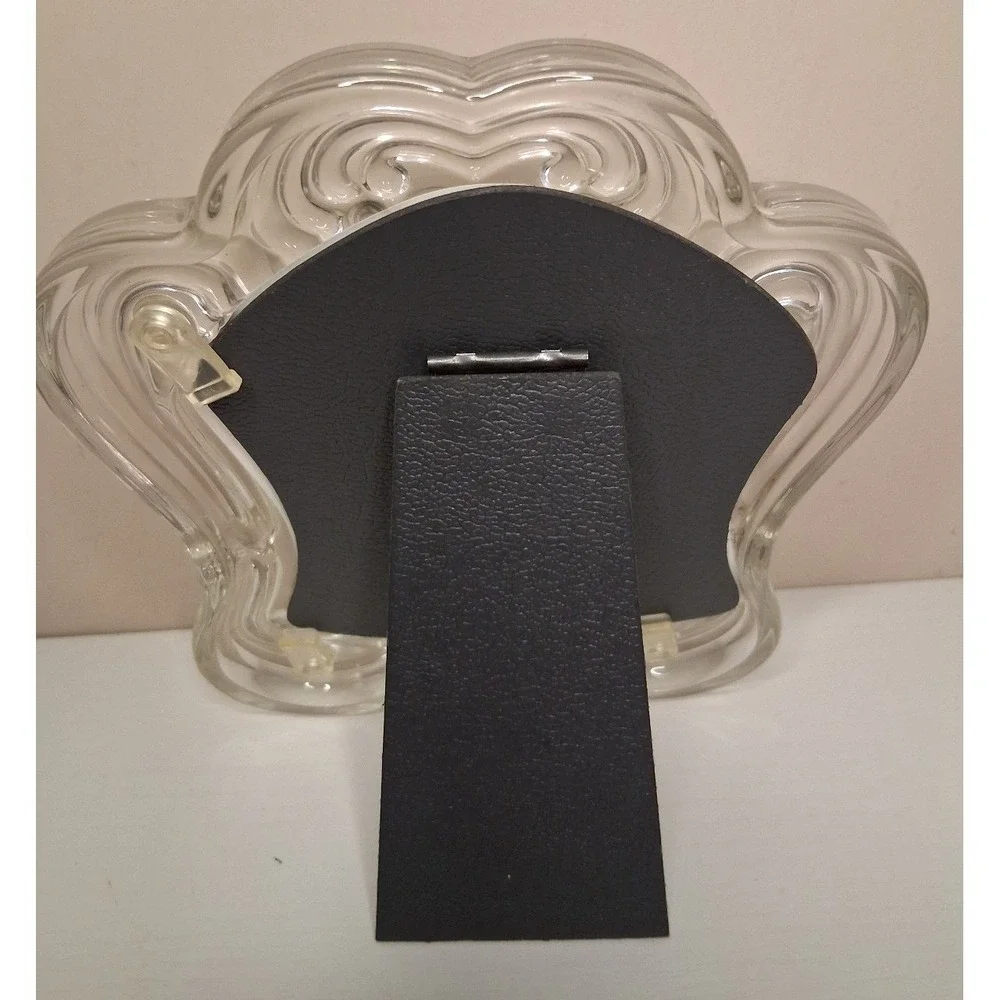 Vintage Style Clear Glass Picture Frame Heart Accent 4x5 Photo